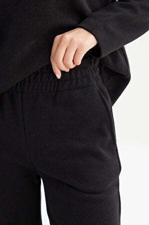 Straight Fit Düz Kesim Normal Bel Siyah Sweatpant Eşofman Altı