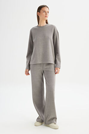 Loose Fit Rahat Kesim Bisiklet Yaka Gri Triko Kazak