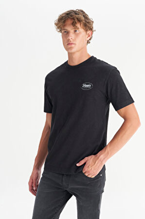 %100 Pamuk Relaxed Fit Rahat Kesim Bisiklet Yaka Tişört