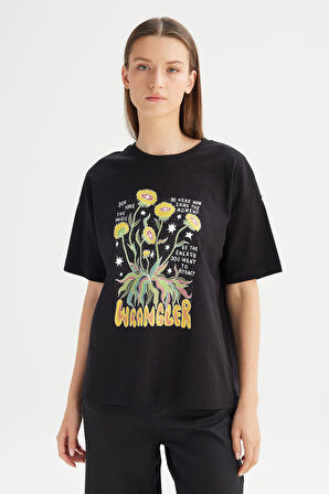 %100 Pamuk Loose Fit Rahat Kesim Bisiklet Yaka Tişört