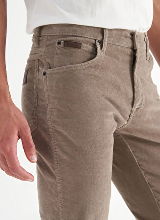 Wrangler Normal Bel Slim Fit Kahve Erkek Chino Pantolon MW12SEC185 Kahverengi Chino Pantolo