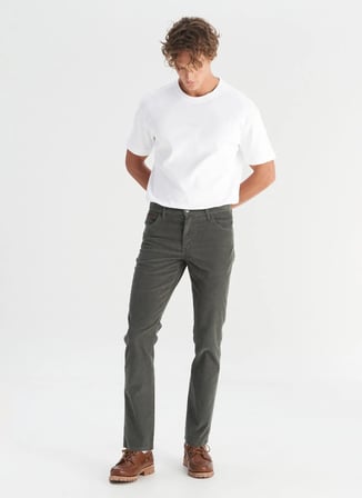 Wrangler Normal Bel Slim Fit Yeşil Erkek Chino Pantolon MW12SEC300 Yeşil Chino Pantolon