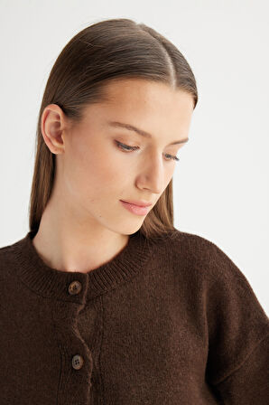 Relaxed Fit Geniş Kesim Düğmeli Kahverengi Triko Hırka