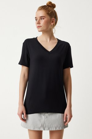 V Yaka Basic Viskon T-shirt SİYAH LEN0001