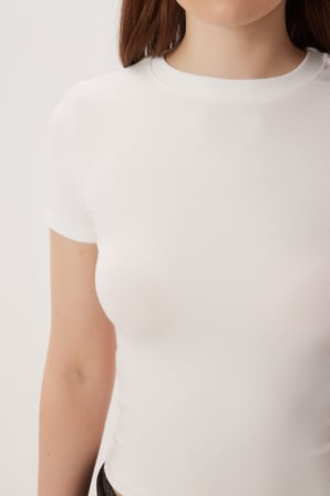 Bisiklet Yaka Basic Örme T-shirt KEMİK LDZ0067