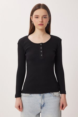 Katmanlı Çıtçıtlı Fitilli Örme Bluz SİYAH LRN0030