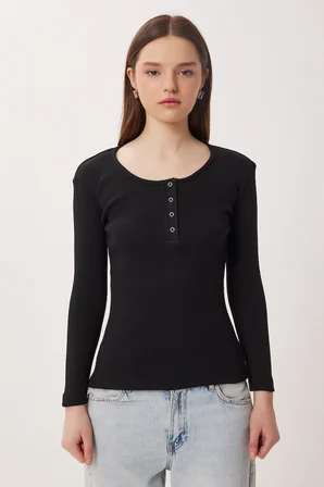 Katmanlı Çıtçıtlı Fitilli Örme Bluz SİYAH LRN0030