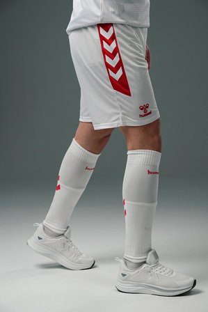 Hummel Milli Takım Beyaz Şort Erkek 
