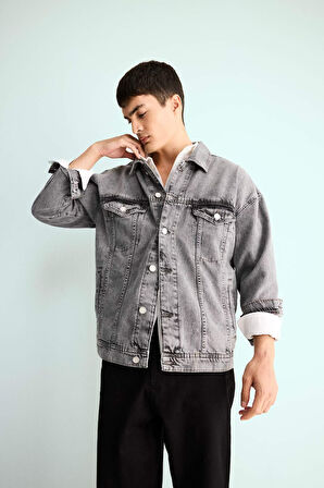 Oversize Geniş Kalıp Düğmeli Denim Ceket