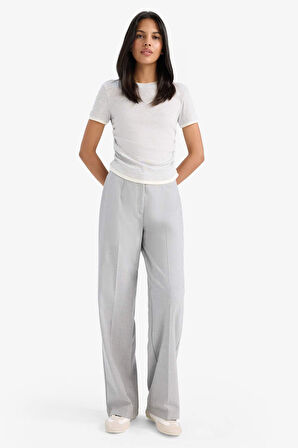 DeFacto Slim Fit Dar Kesim Bisiklet Yaka Bsic Düz Ribana Kısa Kollu Tişört F3504AX25SMGR93