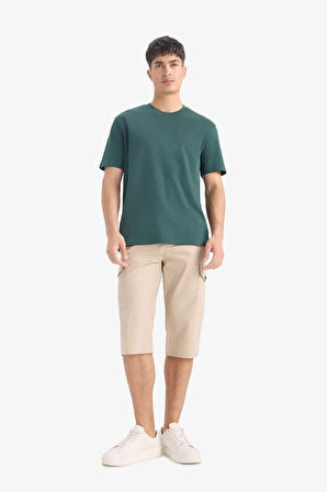 DeFacto %100 Pamuk Regular Fit Bisiklet Yaka Basic Düz Kısa Kollu Tişört E7961AX25AUGN536