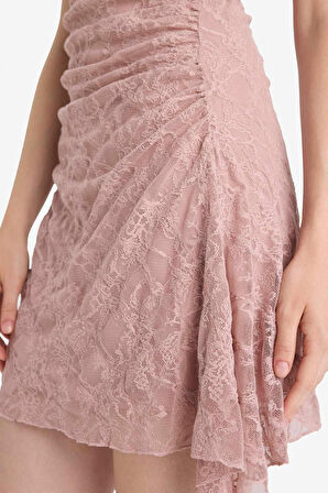 Kare Yaka Dantel Askılı Mini Elbise