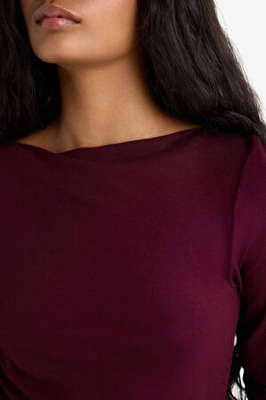 Slim Fit Dar Kesim Kayık Yaka Uzun Kollu Tişört