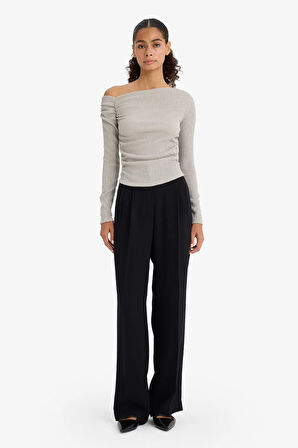 Slim Fit Dar Kesim Tek Omuzlu Bürümcük Uzun Kollu Tişört