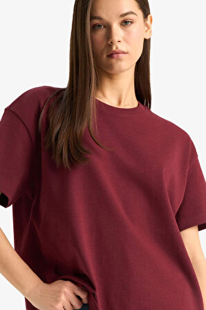 Oversize Geniş Kalıp Bisiklet Yaka Kısa Kollu Tişört