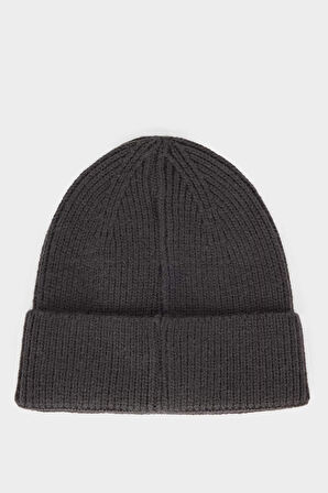 Erkek Etiket Baskılı Triko Bere