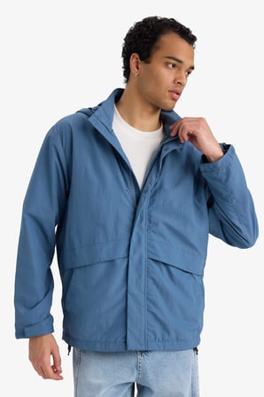 DeFacto REGULAR FIT Su İtici Kapüşonlu Yağmurluk D6305AX26SPIN87