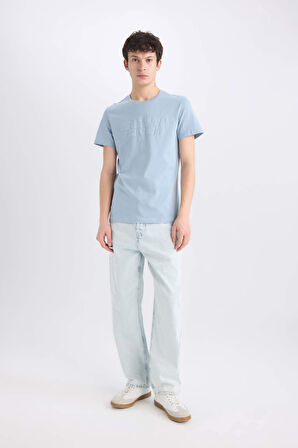 DeFacto %100 Pamuk Slim Fit Dar Kesim Bisiklet Yaka Baskılı Kısa Kollu Tişört E0577AX25SMBE524