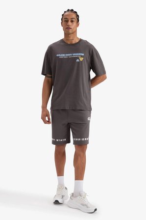 Defacto F1080AXAR212 Antrasit DeFactoFit NBA Golden State Warriors Boxy Fit Bisiklet Yaka Kısa Kollu Tişört