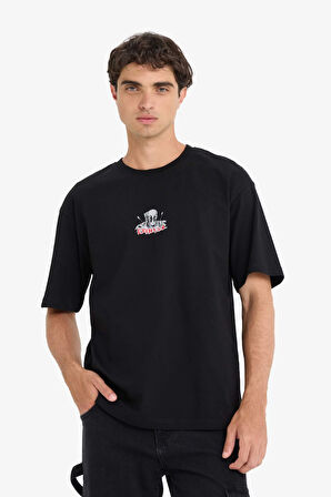 DeFacto %100 Pamuk Deadpool Boxy Fit Bisiklet Yaka Sırt Baskılı Kısa Kollu Tişört E9291AX25AUBK81