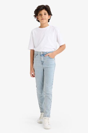DeFacto Slım Fıt Düz Paça Jean Pantolon Erkek Çocuk F8478A826SMNM39