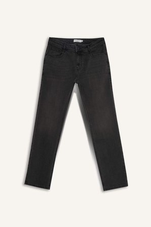 DeFacto Sergio Regular Fit Normal Kalıp Normal Bel Boru Paça Jean Pantolon F6103AX25WNNM36