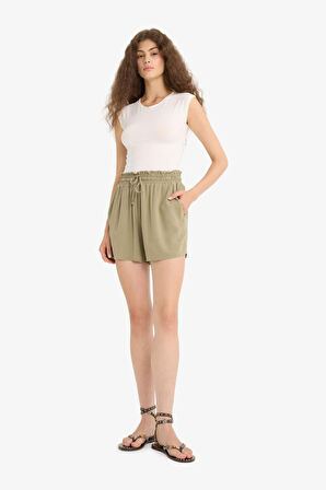 Normal Esnek Belli Cepli Krinkıl Viskon Şort