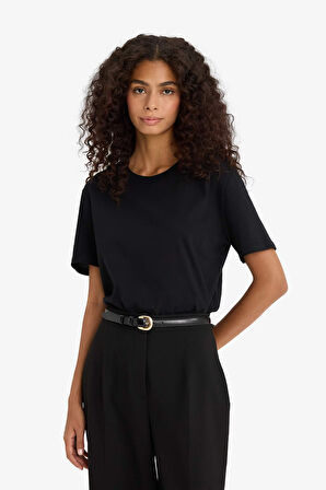 Regular Fit Bisiklet Yaka Basic Düz Penye Kısa Kollu Tişört