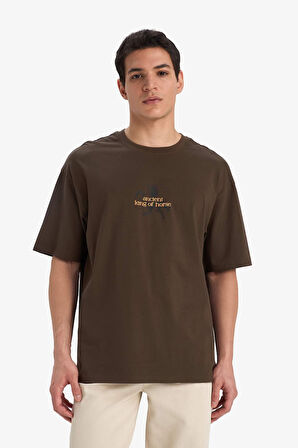 DeFacto %100 Pamuk Boxy Fit Bisiklet Yaka Sırt Baskılı Kısa Kollu Tişört F1094AX25AUBN595