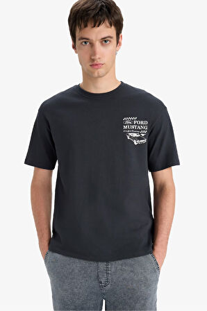 DeFacto %100 Pamuk Ford Motor Company Boxy Fit Bisiklet Yaka Sırt Baskılı Kısa Kollu Tişört F4232AX25SMAR138