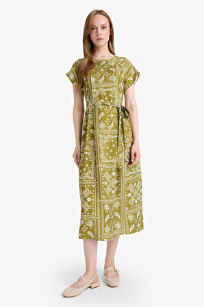 A Kesim Yuvarlak Yaka Kısa Kollu Elbise