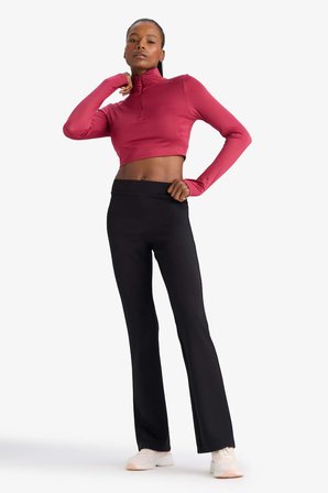 DeFacto Flare Fit İspanyol Paça Standart Boy Modal Soft Touch Pantolon E8957AX26SPBK81