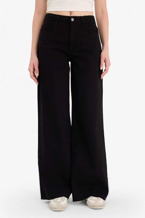 DeFacto %100 Pamuk Wıde Leg Normal Bel Gabardin Pantolon E4381AX26SPBK81