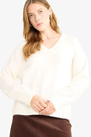 Oversize Geniş Kalıp V Yaka Kazak