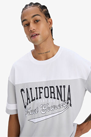 DeFactoFit Hızlı Kuruyan Oversize Geniş Kalıp Bisiklet Yaka Baskılı Sporcu Kısa Kollu Tişört E4122AX25SMGR91