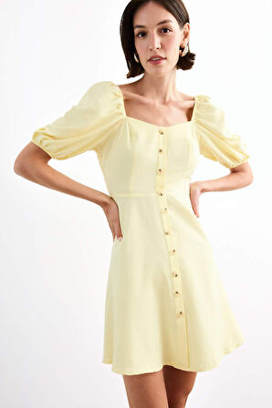 Kalp Yaka Kısa Kollu Mini Elbise