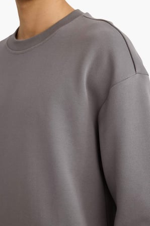 DeFacto Boxy Fit Bisiklet Yaka Basic Düz Pike Sweatshirt E1519AX26SPGR206