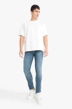 DeFacto Pedro Slim Fit Dar Kalıp Normal Bel Dar Paça Jean Pantolon G2615AX25AUNM29