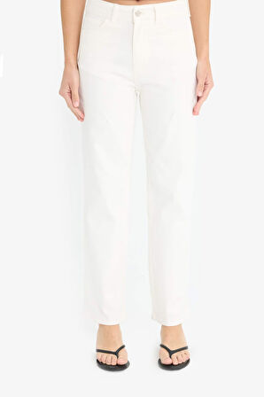 Comfort Straight Normal Bel Bilek Boy Beyaz Jean Pantolon