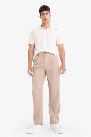 DeFacto Regular Fit Polo Yaka Waffle Dokulu Kumaş Kısa Kollu Tişört F0315AX25AUER140