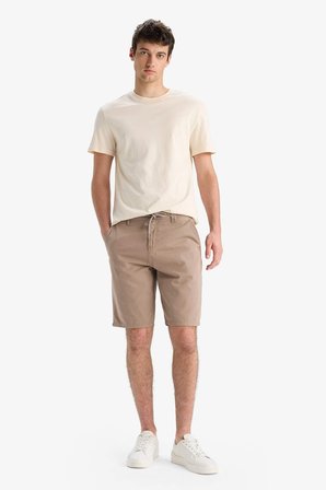 DeFacto %100 Pamuk Regular Fit Düz Paça Gabardin Bermuda Şort C5397AX25SMBG73