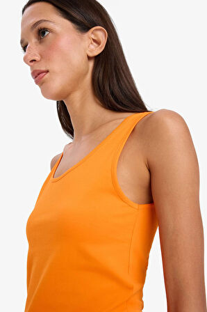 Slim Fit Dar Kesim Basic Düz Yuvarlak Yaka Atlet