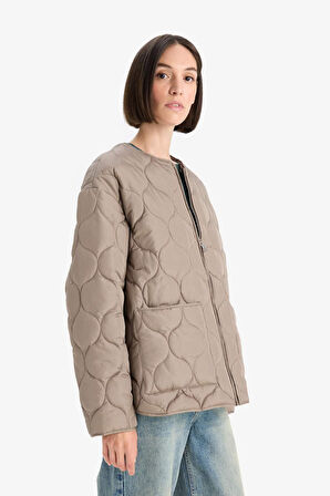 Su Geçirmez Regular Fit Bisiklet Yaka Fermuarlı Kapitoneli Mont