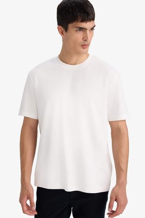 DeFacto REGULAR FIT %100 Pamuk Basic Tişört E7961AX26SPWT32