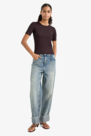 Slim Fit Dar Kesim Bisiklet Yaka Basic Düz Fitilli Kaşkorse Kısa Kollu Tişört