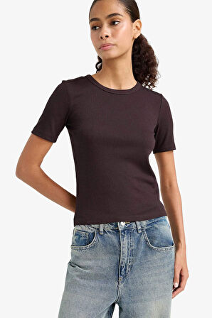 Slim Fit Dar Kesim Bisiklet Yaka Basic Düz Fitilli Kaşkorse Kısa Kollu Tişört