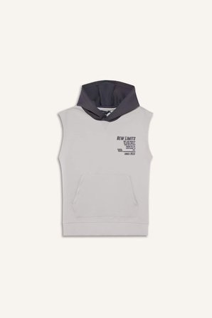 DeFacto Kapüşonlu Baskılı Skuba Dalgıç Kumaş Kolsuz Sweatshirt Erkek Çocuk G6137A826SPGR492