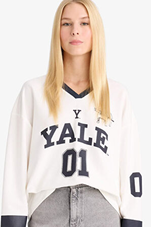 Coool Yale University Regular Fit V Yaka Uzun Kollu Tişört