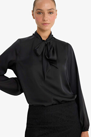 Regular Fit Fiyonk Yaka Saten Uzun Kollu Bluz 