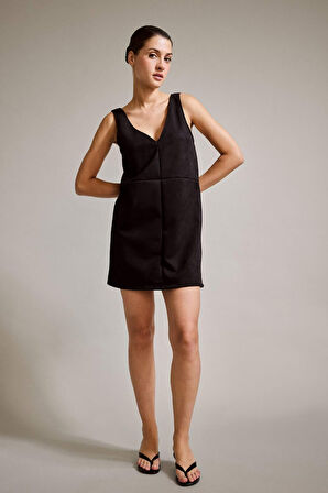 V Yaka Kalın Askılı Süet Mini Elbise